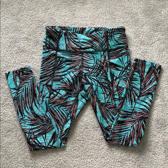Lululemon Wunder Under palm tree leggings - Picture 2 of 5